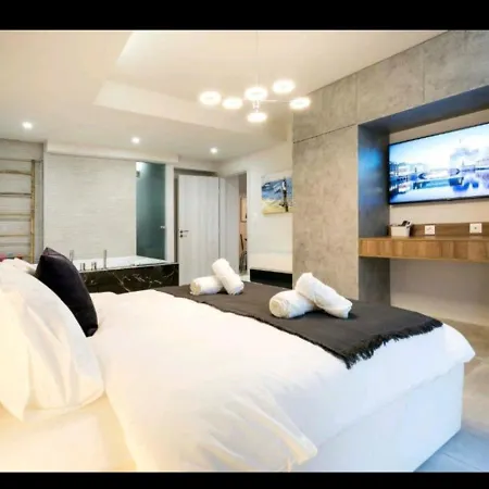 Romantic Jacuzzi Appartamento Atene